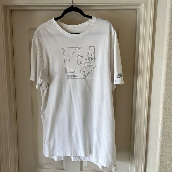 NSW Air Max Mens Tshirt XL - Picture 1 of 5